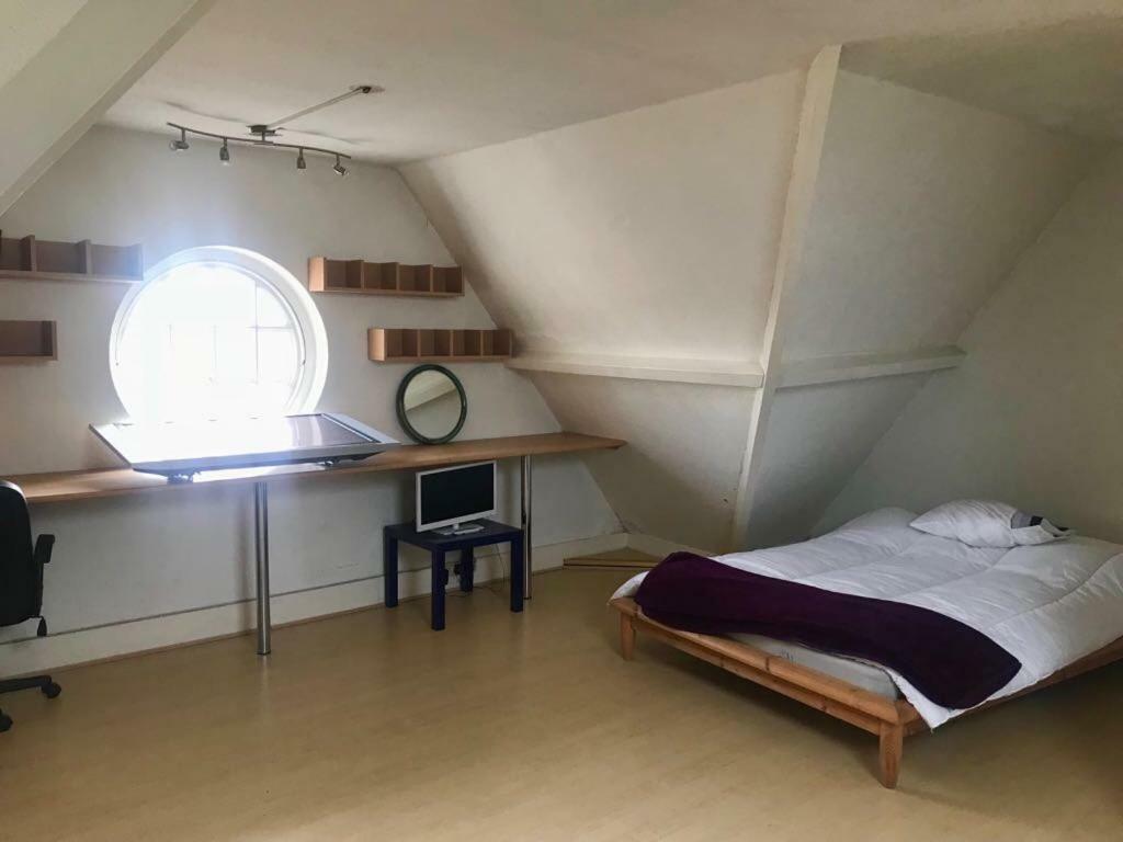 Cheap Basic, No Frills Flat. Sleeps 6, Suitable For Construction Workers? * Edgware